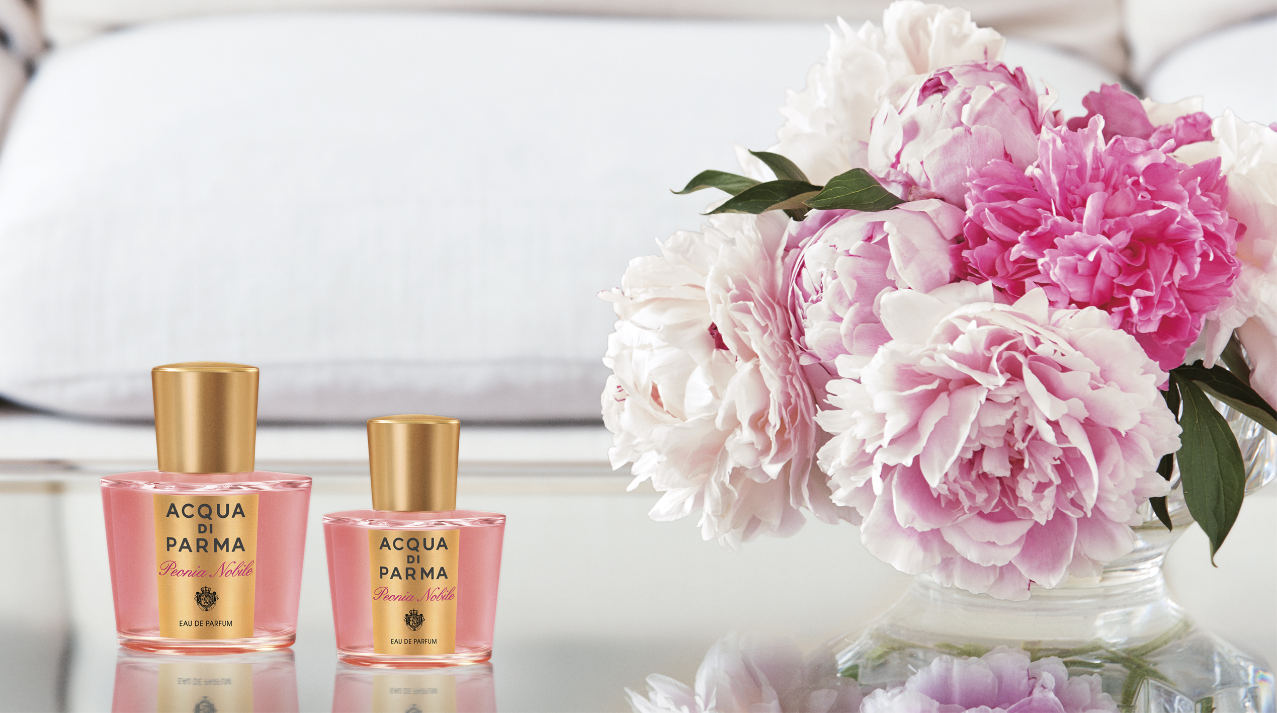 Цветочные духи. Peonia Nobile от acqua di Parma. Аква Парма пион. Аква ди Фарма пион. Парфюмерная вода Lancome Rose Peonia.